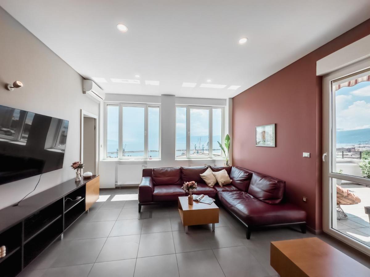 105M2 Penthouse Sea View Rijeka With Free Garage Parkingアパートメント エクステリア 写真